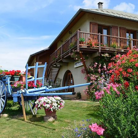 Les Alisiers Appartement Montclar  Kamer foto