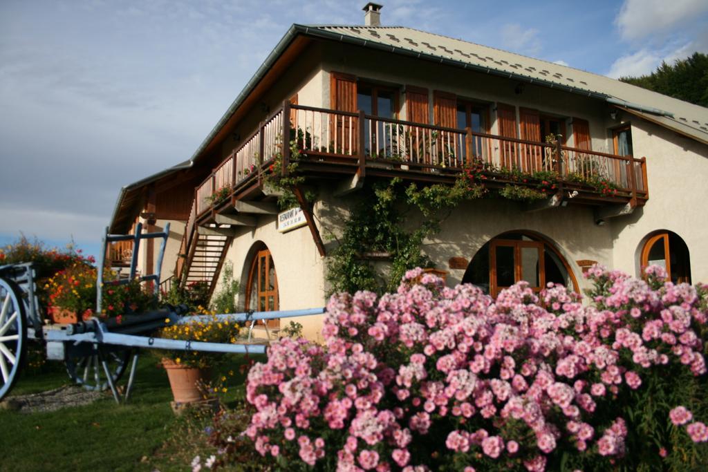 Les Alisiers Appartement Montclar  Kamer foto