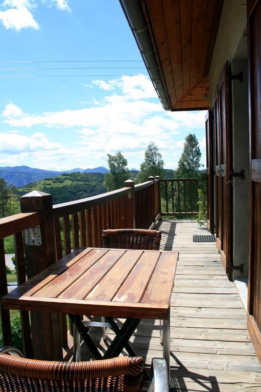 Les Alisiers Appartement Montclar  Kamer foto