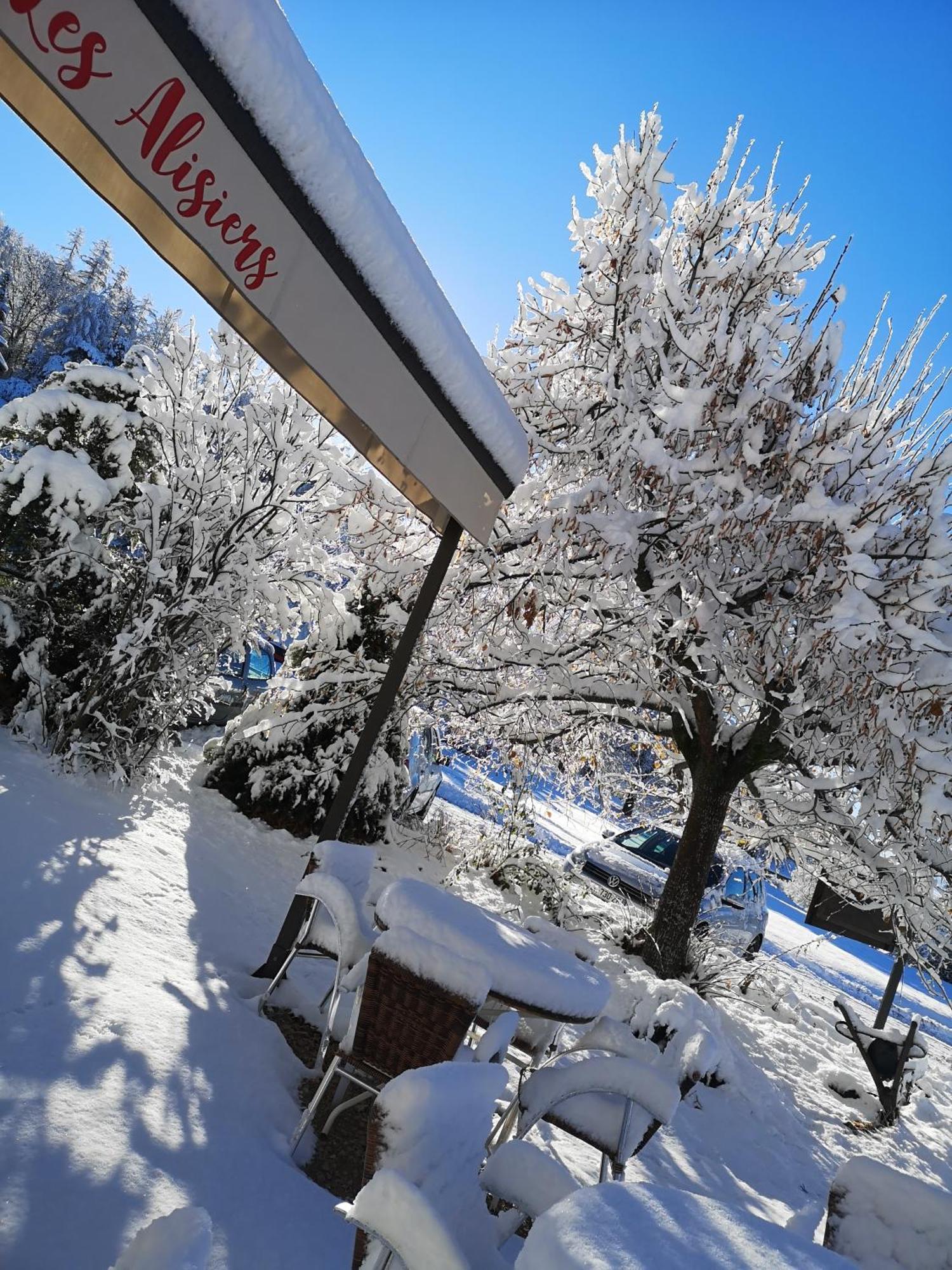 Les Alisiers Appartement Montclar  Buitenkant foto