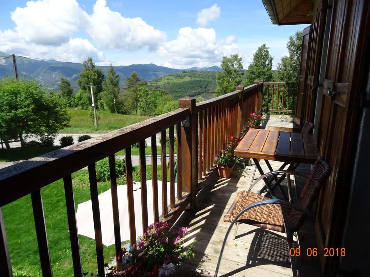 Les Alisiers Appartement Montclar  Buitenkant foto